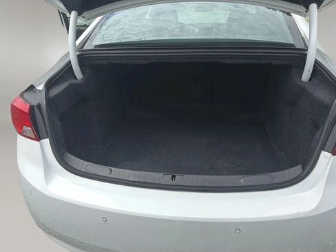 Used 2014 Chevrolet Impala LT w/ Premium Seating Package FWD image 34