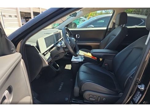 Used 2024 Hyundai Ioniq 5 Limited image 5