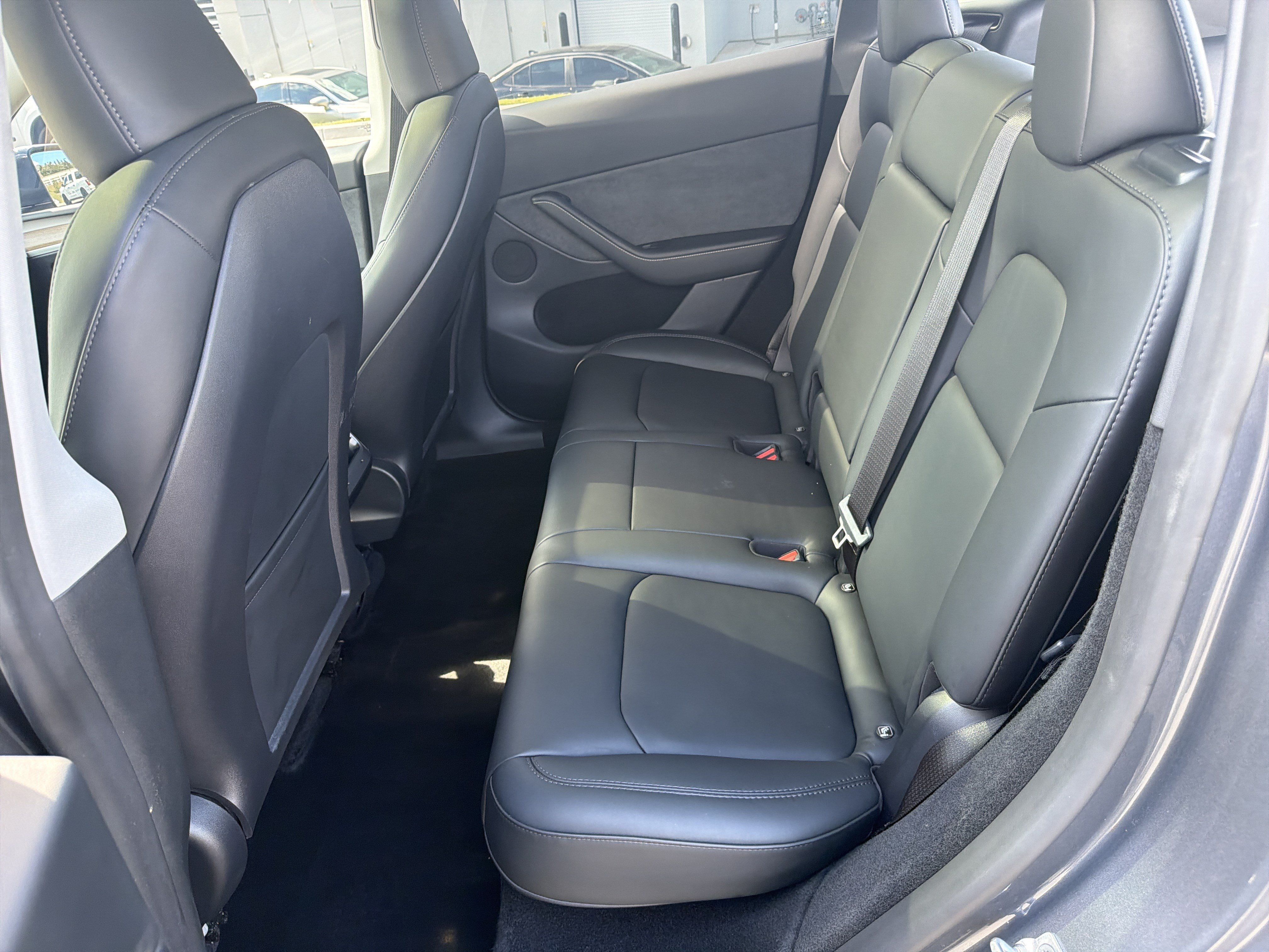 Used 2023 Tesla Model Y Long Range AWD/4WD image 20