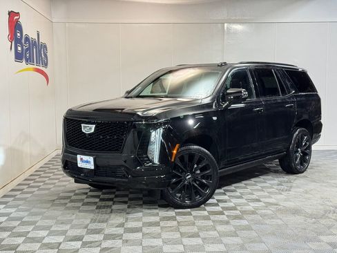 New 2026 Cadillac Escalade Platinum Sport image 2