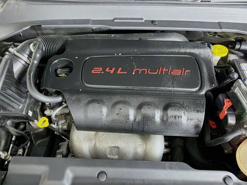 Used 2022 Jeep Compass Latitude w/ Convenience Group AWD/4WD image 32