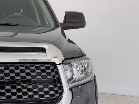 Used 2019 Toyota Tundra SR5 w/ SR5 Upgrade Package image 11