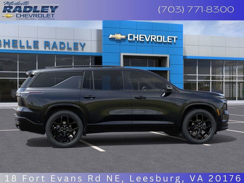 New 2026 Chevrolet Traverse RS w/ LPO, Floor Liner Package image 5