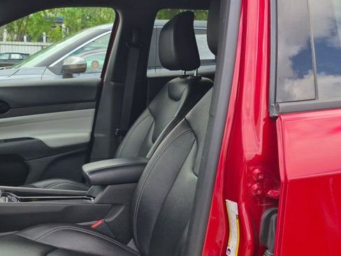 Used 2025 Jeep Compass Limited AWD/4WD image 21