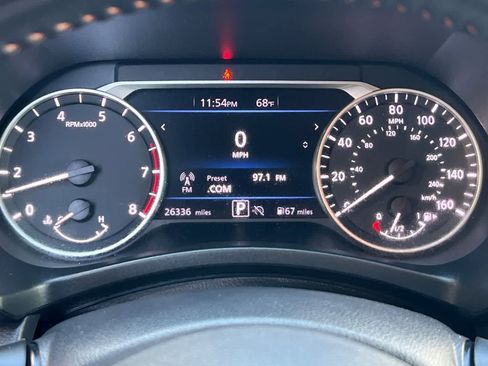 Certified 2024 Nissan Sentra SR FWD image 30