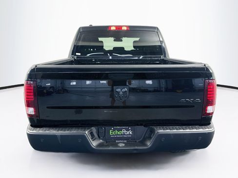 Used 2024 RAM 1500 Warlock AWD/4WD image 7