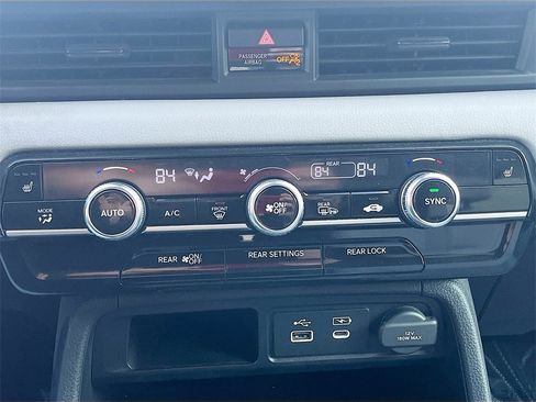 Used 2025 Honda Pilot EX-L image 15