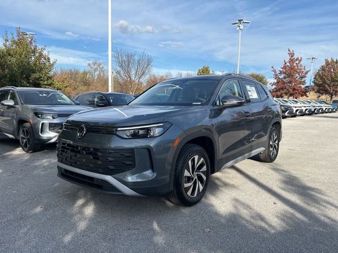 New 2026 Volkswagen Tiguan S image 3