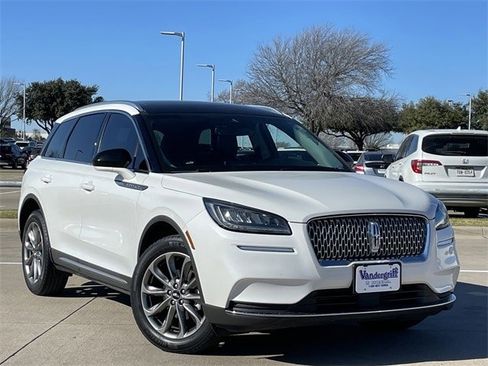 Used 2022 Lincoln Corsair FWD w/ Premium Package image 2