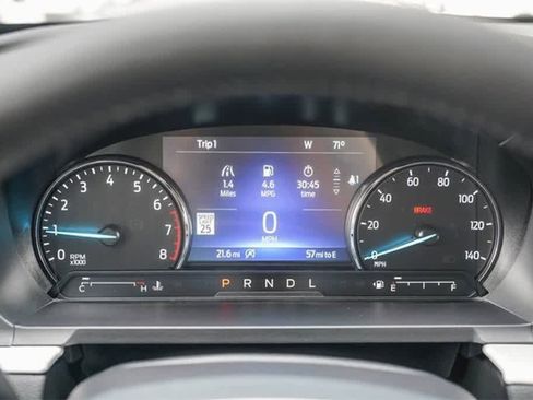 New 2024 Ford Explorer XLT w/ Equipment Group 202A image 24