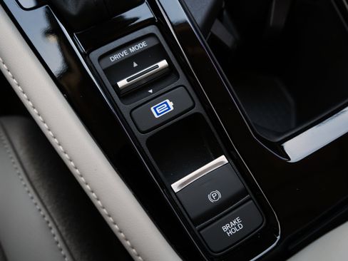 Used 2025 Honda Accord Touring image 28