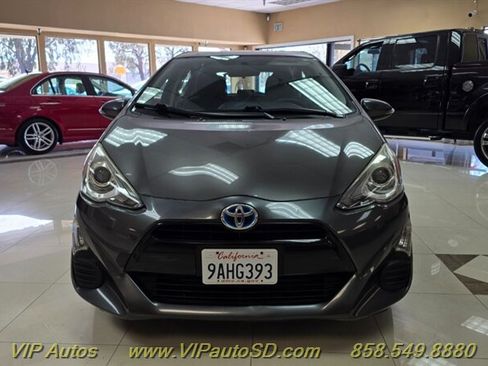 Used 2016 Toyota Prius C Two FWD image 7