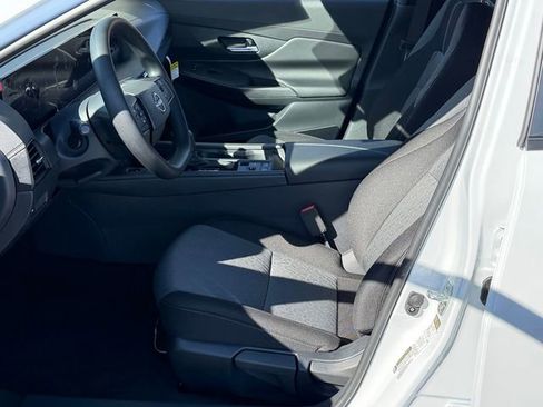 New 2026 Nissan Sentra SV w/ Floor Mat Package FWD image 21