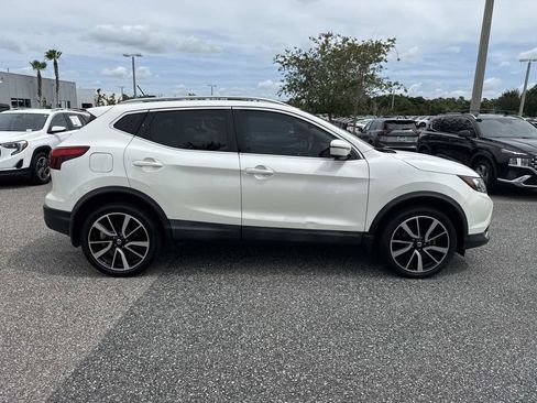 Certified 2019 Nissan Rogue Sport SL w/ Premium Package FWD image 2