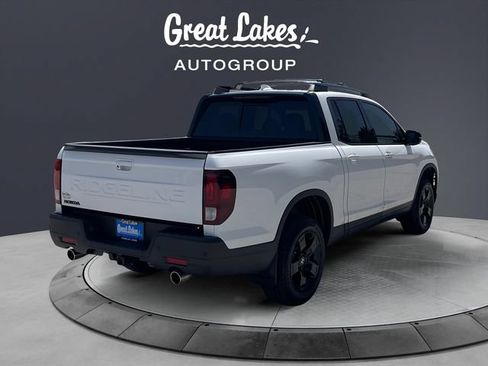 Used 2025 Honda Ridgeline Black Edition image 5