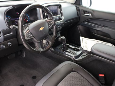 Used 2021 Chevrolet Colorado Z71 w/ Safety Package AWD/4WD image 13