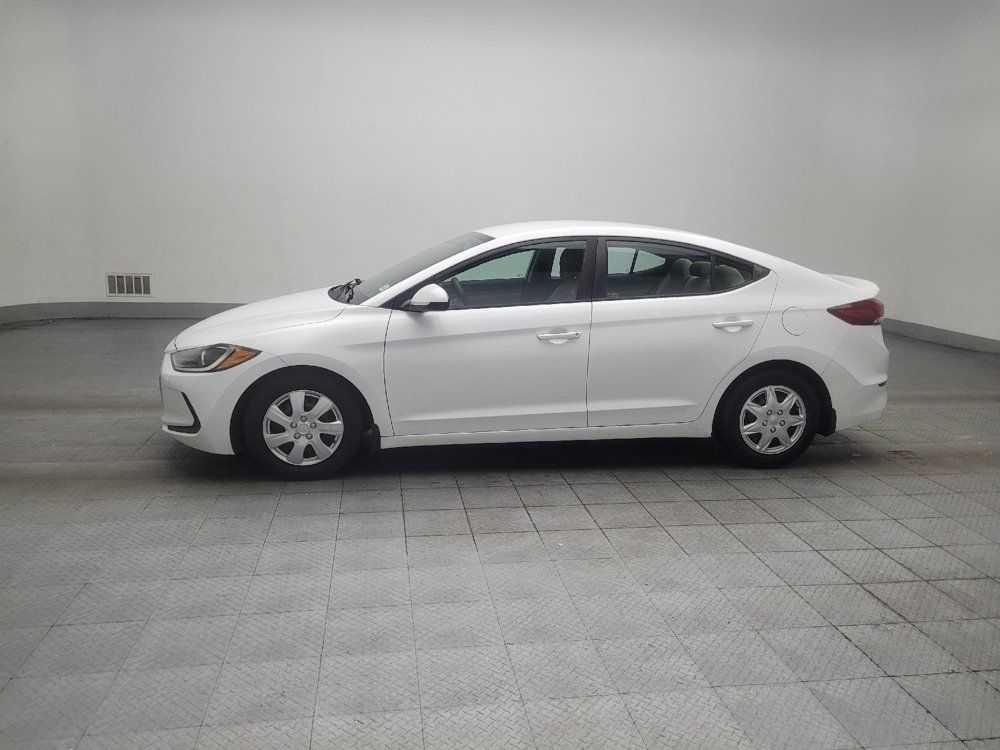 Used 2018 Hyundai Elantra SE FWD image 2