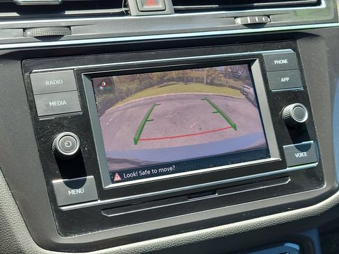 Used 2023 Volkswagen Tiguan S FWD image 22