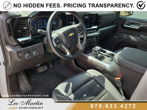 Used 2025 Chevrolet Silverado 1500 LTZ RWD image 14
