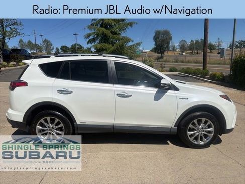 Used 2017 Toyota RAV4 Limited AWD/4WD image 3