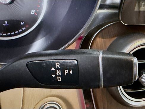 Used 2021 Mercedes-Benz GLC 300 image 20