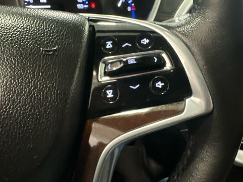 Used 2016 Cadillac SRX Luxury w/ Driver Awareness Package image 17