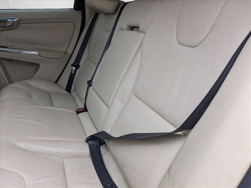 Used 2013 Volvo XC60 3.2 image 18