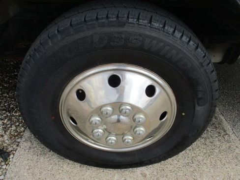 Used 2011 Ford E-350 and Econoline 350 Super Duty w/ PWR Locks & Windows Group image 24