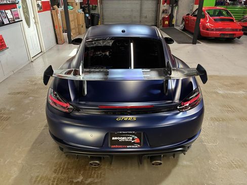 Used 2025 Porsche 718 Cayman GT4 RS RWD image 14