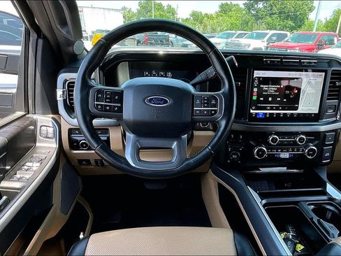 Used 2024 Ford F250 Lariat w/ Chrome Package AWD/4WD image 10
