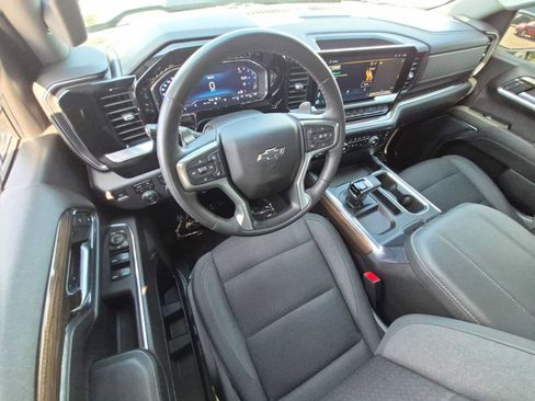 Used 2023 Chevrolet Silverado 1500 LT Trail Boss w/ Protection Package AWD/4WD image 10