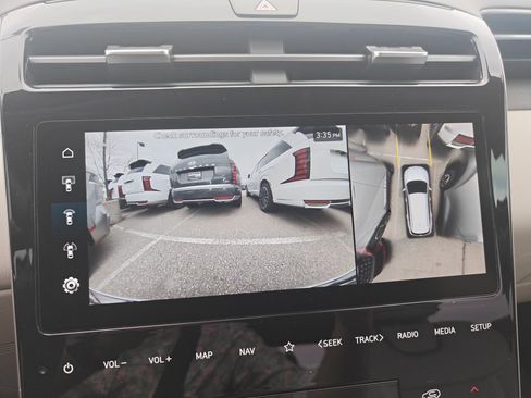 Used 2024 Hyundai Tucson Limited image 15