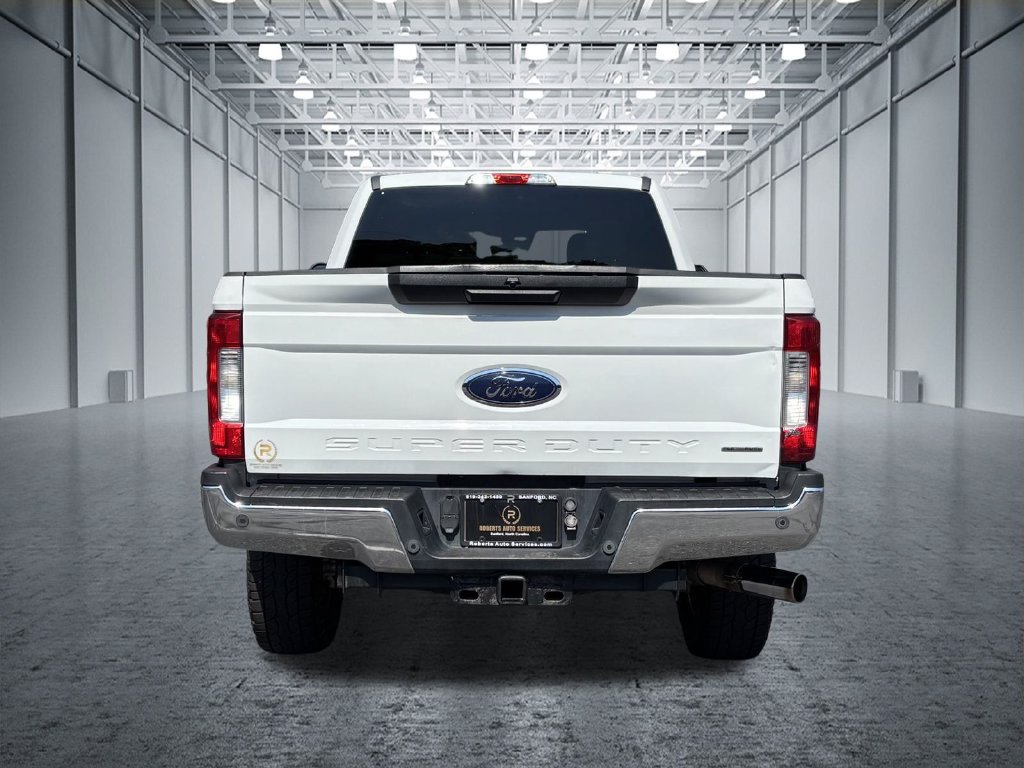 Used 2017 Ford F250 XLT w/ XLT Premium Package AWD/4WD image 5