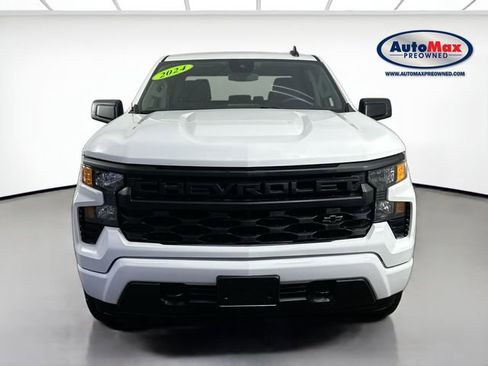 Used 2024 Chevrolet Silverado 1500 Custom AWD/4WD image 6