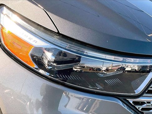 Used 2022 Ford Explorer Limited w/ Equipment Group 301A image 30