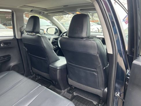 Used 2017 Toyota RAV4 Limited image 30