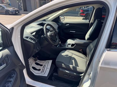 Used 2017 Ford Escape SE AWD/4WD image 7