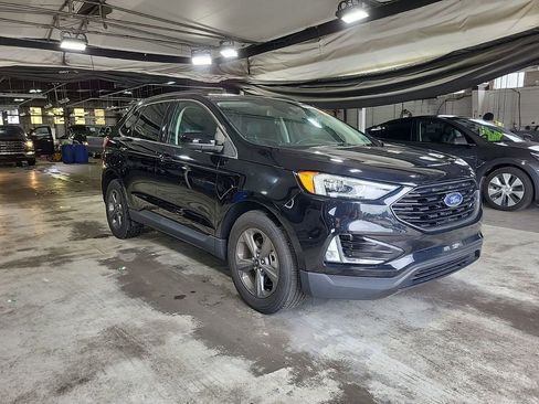 Used 2022 Ford Edge SEL w/ Sport Appearance Package AWD/4WD image 3