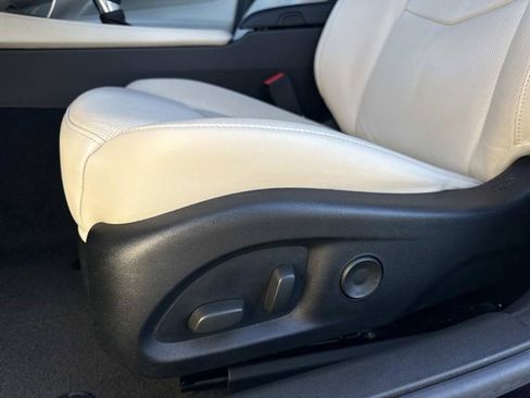 Certified 2021 Cadillac CT4 Premium Luxury w/ Technology Package image 19