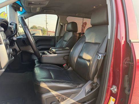 Used 2018 Chevrolet Silverado 1500 LT w/ Texas Edition AWD/4WD image 5