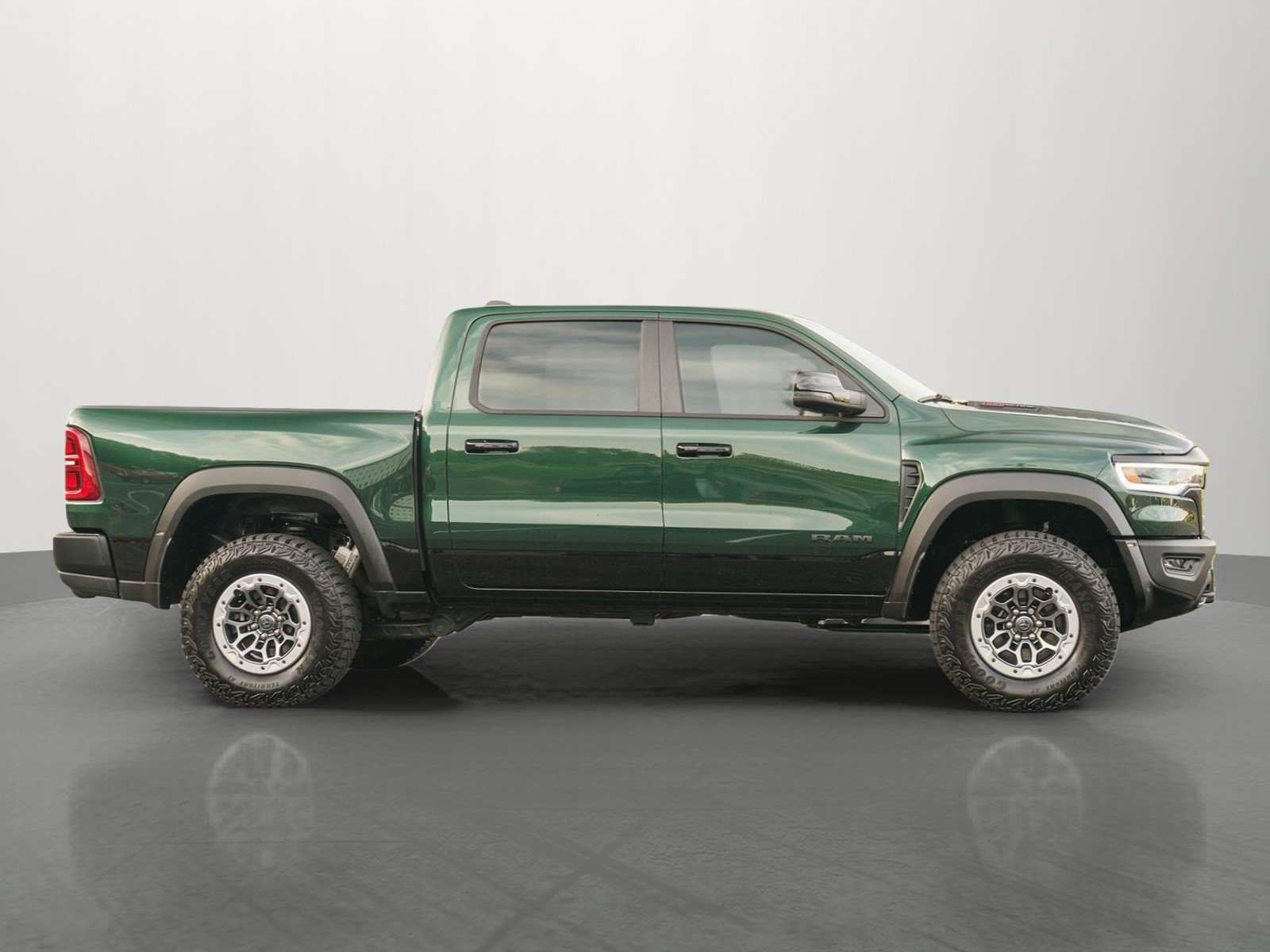 Used 2026 RAM 1500 RHO w/ RHO Level 1 Equipment Group AWD/4WD image 8