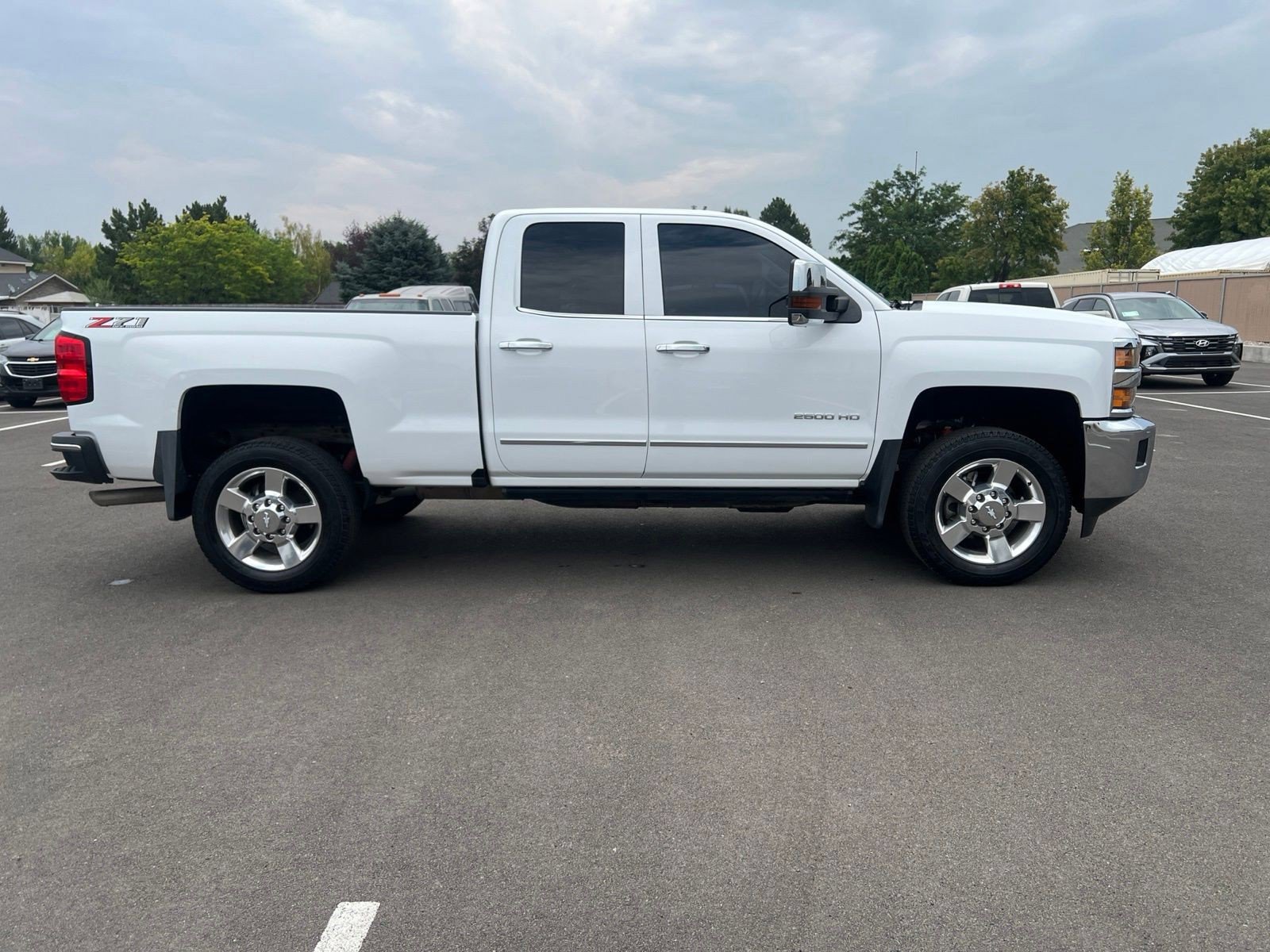 Used 2018 Chevrolet Silverado 2500 LTZ w/ Vortec Plus Package AWD/4WD image 2