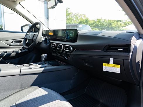 New 2026 Nissan Sentra SV w/ SV Convenience Package FWD image 28