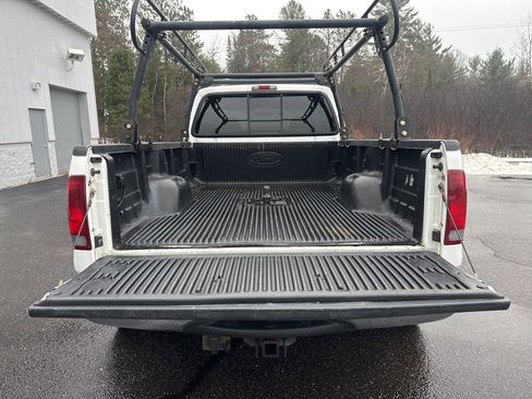 Used 2003 Ford F350 XLT image 5