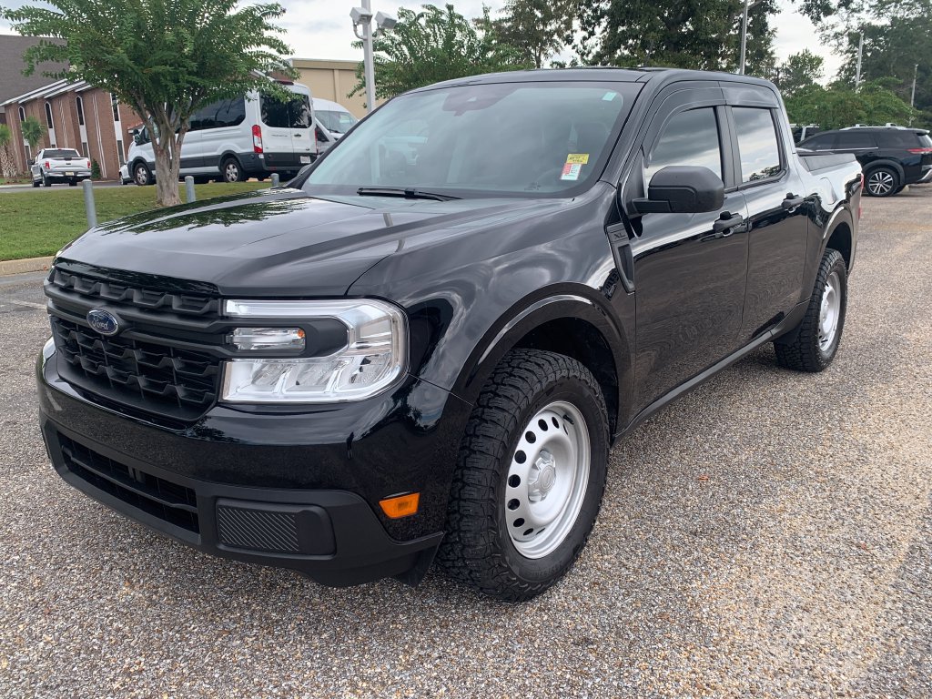 Used 2024 Ford Maverick XL FWD image 4