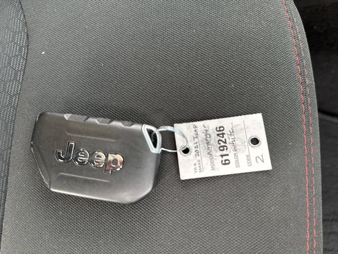 Used 2021 Jeep Wrangler Unlimited Rubicon w/ LED Lighting Group image 22