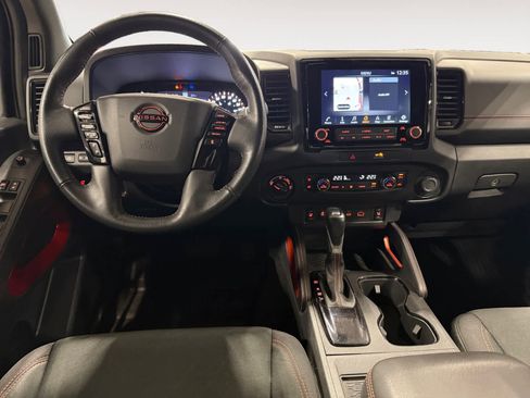 Used 2023 Nissan Frontier PRO-4X image 11