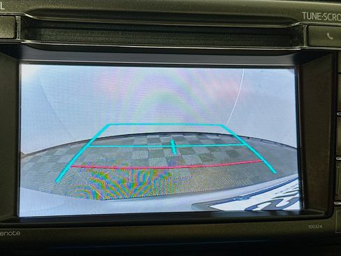 Used 2015 Toyota RAV4 Limited w/ Technology Package FWD image 14