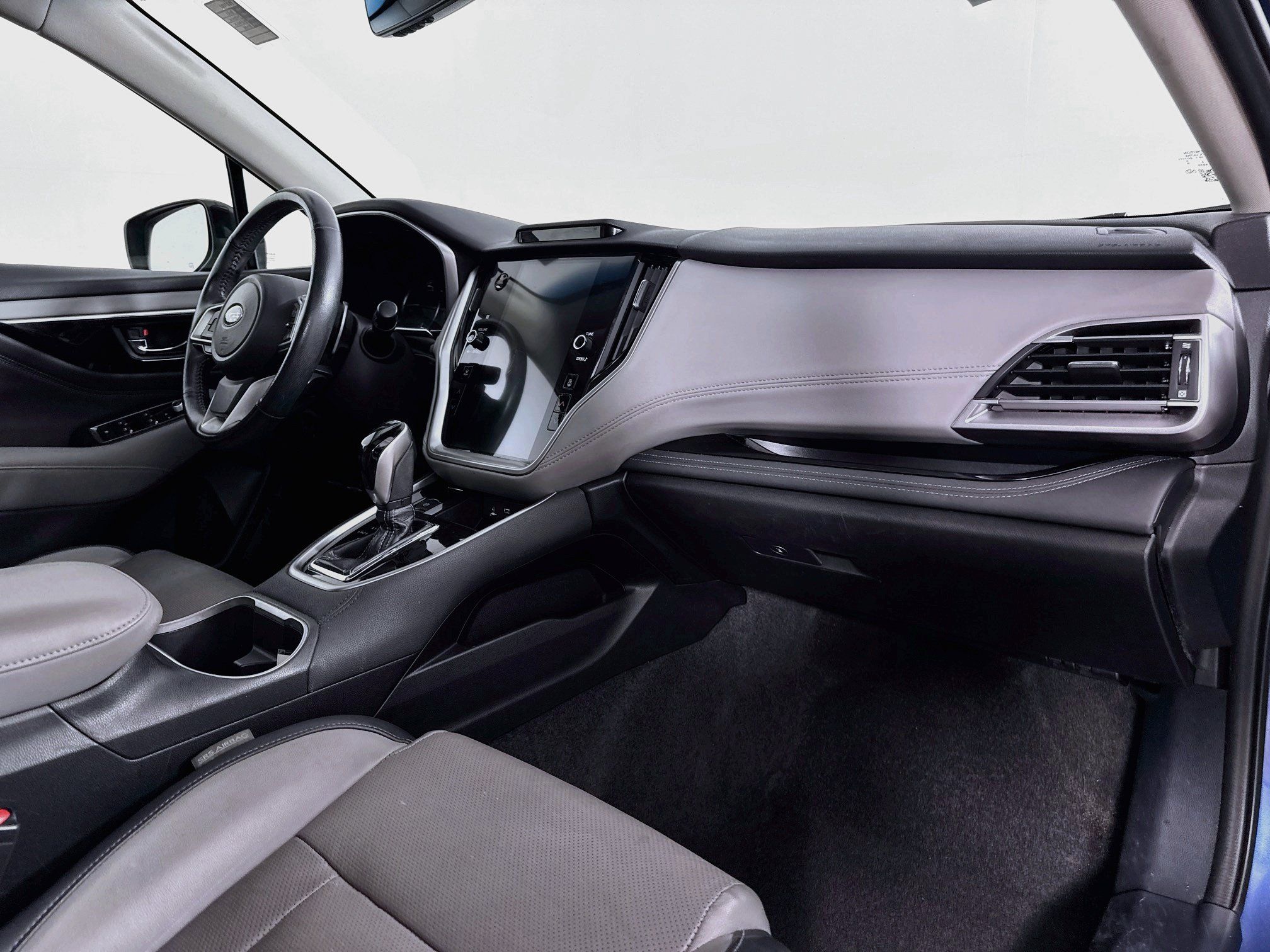 Used 2021 Subaru Outback Limited AWD/4WD image 32