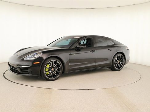 Used 2021 Porsche Panamera 4S image 13